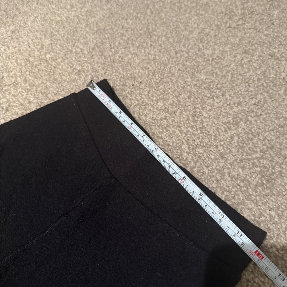 Alo Lounge Shorts - Picture 6 of 8